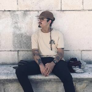 Meet your Posher, Jonathan